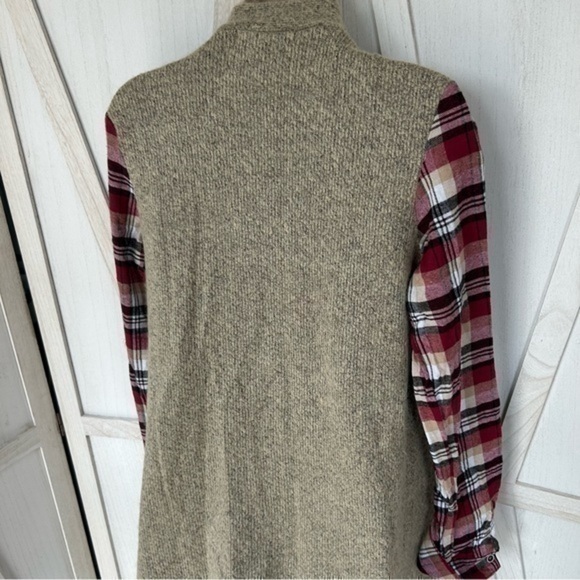✨NWT plaid knit cardigan beige sweater S - Picture 7 of 12